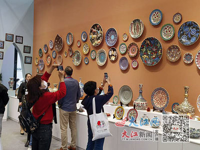 &ldquo;買全球 賣全球&rdquo;!2022景德鎮(zhèn)瓷博會開幕